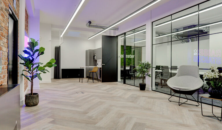 Office Space 11 Cursitor Street - Image 3