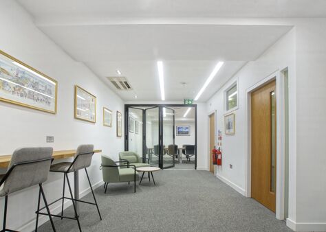 Office Space 5 St Bride Street  - Image 2