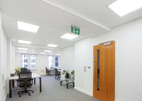 Office Space 5 St Bride Street  - Image 11