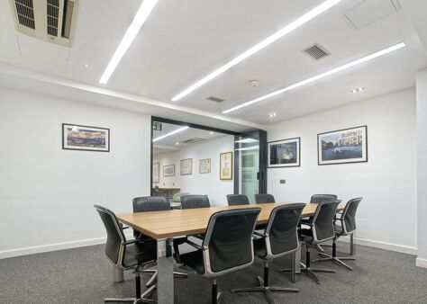 Office Space 5 St Bride Street  - Image 7