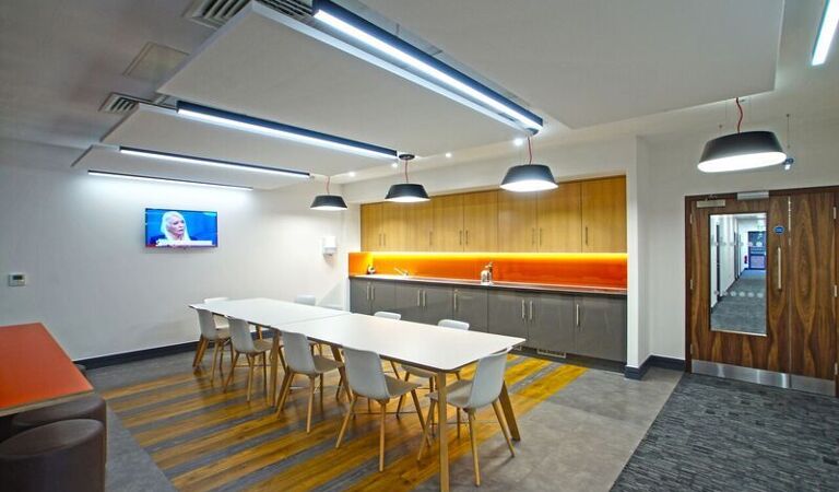 Office Space Portsmouth - Image 3