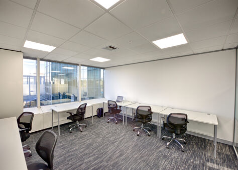 Office Space Astral Towers, Crawley  - Image 4