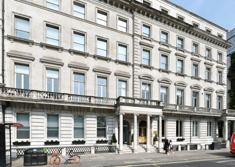 Office Space  118 Piccadilly - Image 1