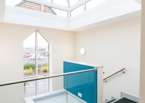 Office Space Pinnacle House - Image 6