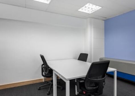 Office Space Potters Bar High Street - Image 8