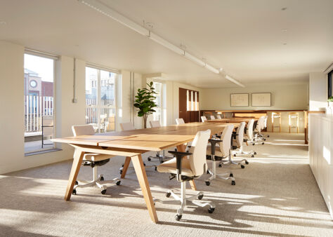 Office Space 45 Whitfield Street - Image 9