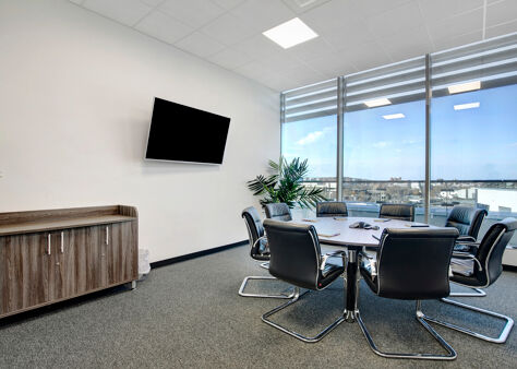 Office Space Luton - Image 9