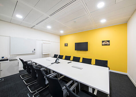 Office Space Breakspear Park - Image 3