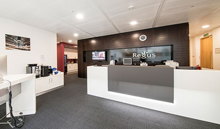 Office Space Breakspear Park - Image 2