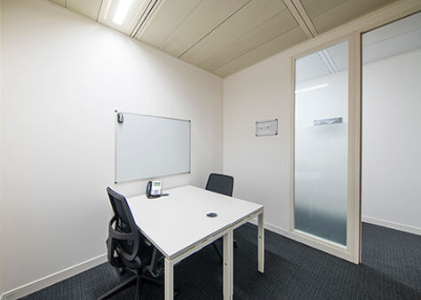Office Space Breakspear Park - Image 7