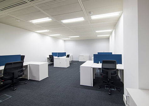 Office Space Breakspear Park - Image 8