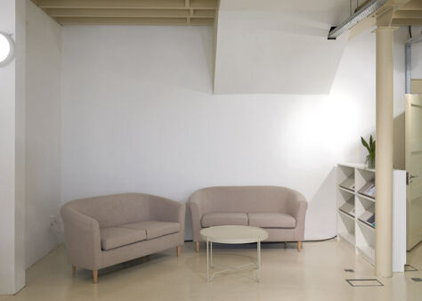 Office Space Studio Inn - Image 6