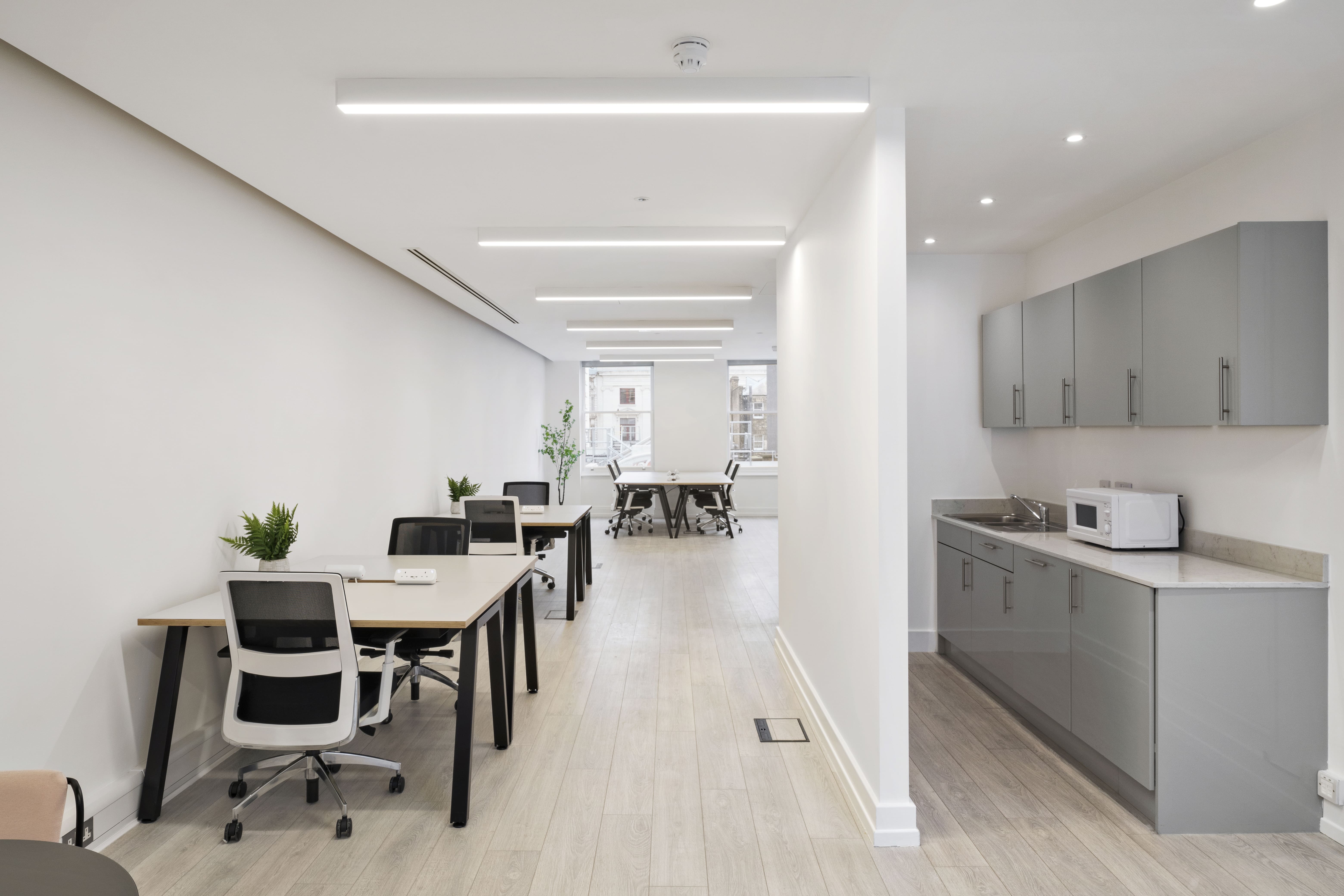 Office Space 35 Albemarle Street  - Image 8