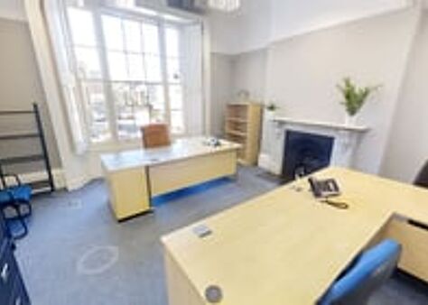 Office Space Markham House - Image 5