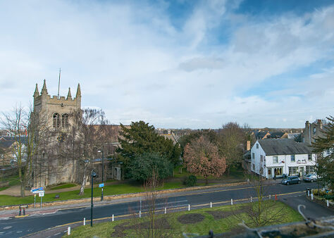 Office Space Castle Hill House - Image 6
