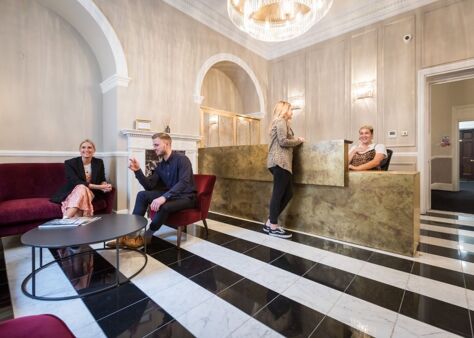 Office Space Mayfair - Image 16