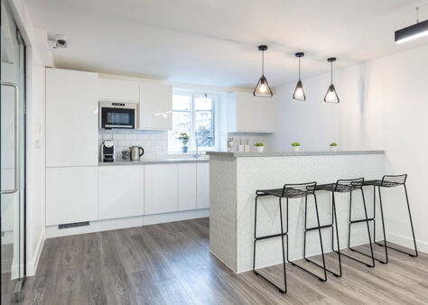 Image #6 of 116 Baker Street