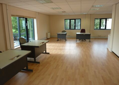 Office Space Evelyn Court - Image 3