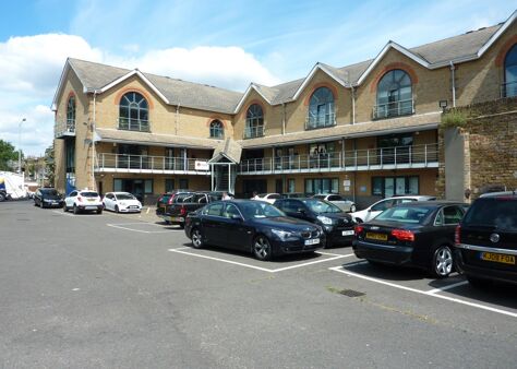 Office Space Evelyn Court - Image 1