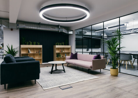 Office Space 15 Hatfields - Image 1