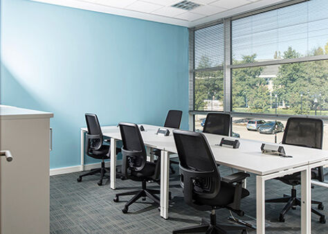 Office Space 2 Falcon Gate - Image 3