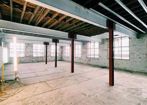 Office Space Collar Factory - Image 19