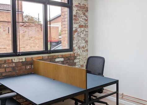 Office Space Collar Factory - Image 23