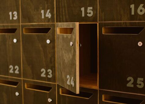 Office Space Collar Factory - Image 18