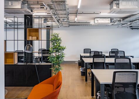 Office Space 61-67 Old Street - Image 11