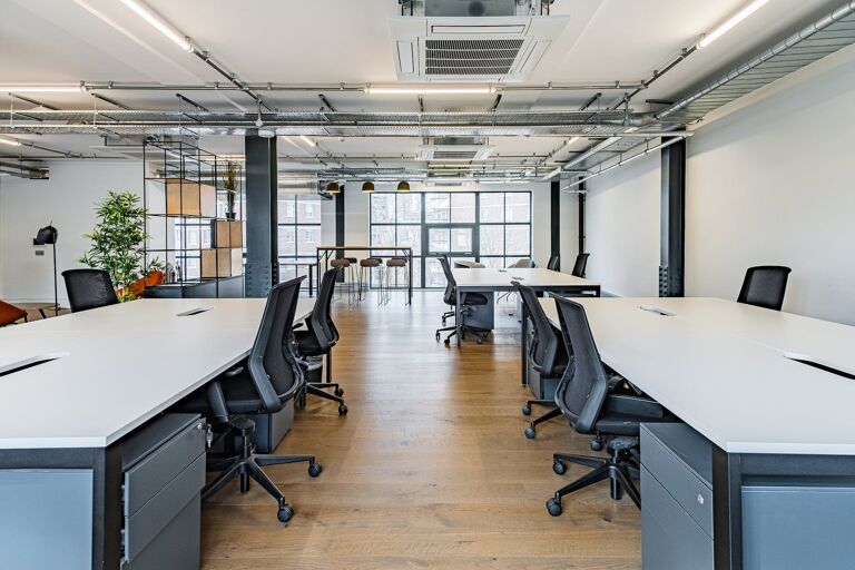 Office Space 61-67 Old Street - Image 3