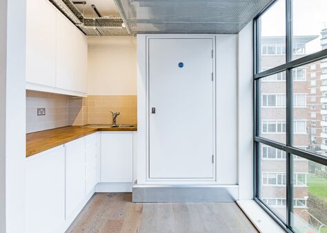 Office Space 61-67 Old Street - Image 6