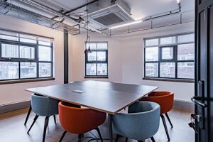 Office Space 61-67 Old Street - Image 10