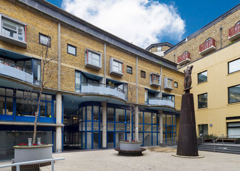 Office Space Knot House - Image 1