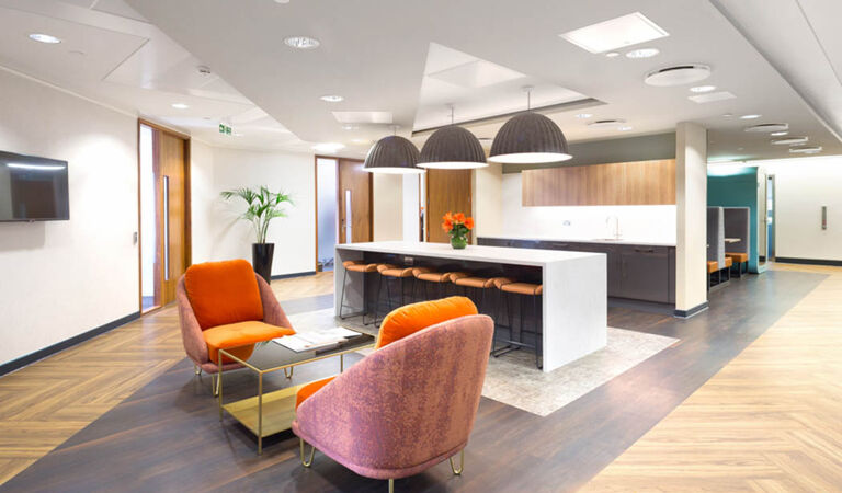 Image #3 of 75 King William Street