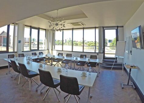 Office Space St Georges Works - Image 3