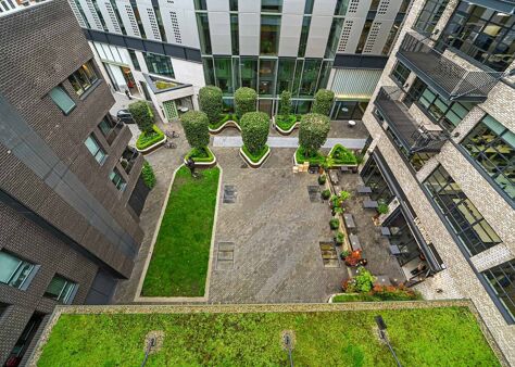 Office Space Old Street Yard - Image 1