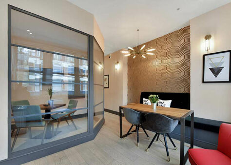 Image #1 of 82 Rivington Street