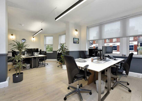 Image #2 of 82 Rivington Street