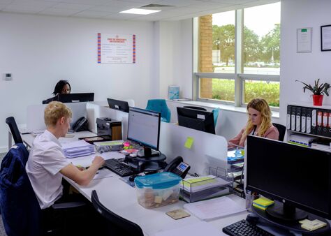 Office Space SH Studios - Image 105