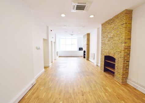 Office Space Colonial Buildings - Image 2