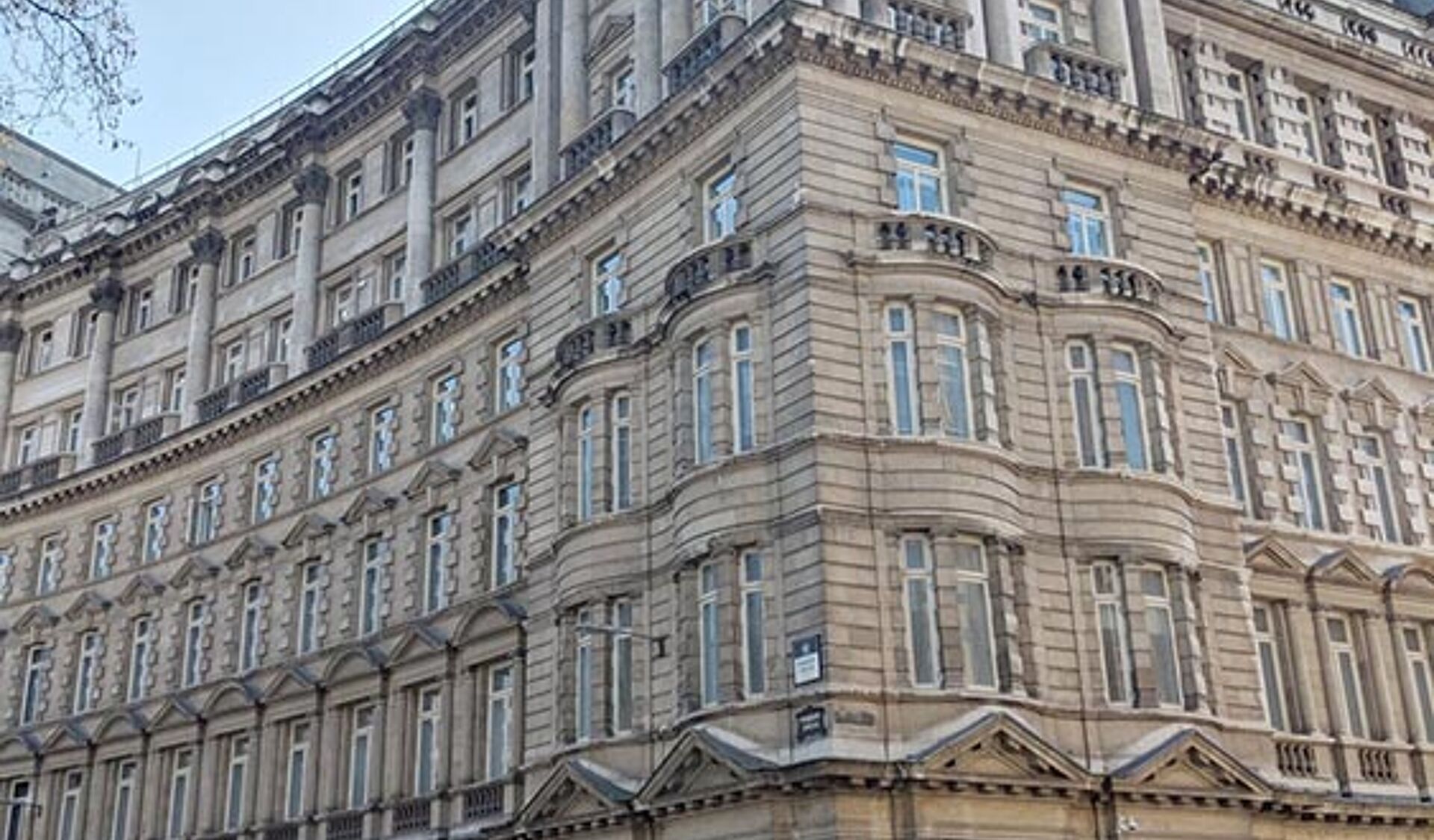 Image #2 of 27 Finsbury Circus