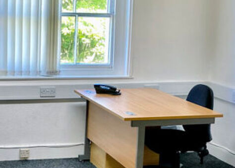 Office Space Southgate Chambers - Image 3