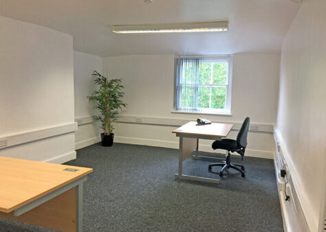 Office Space Southgate Chambers - Image 1