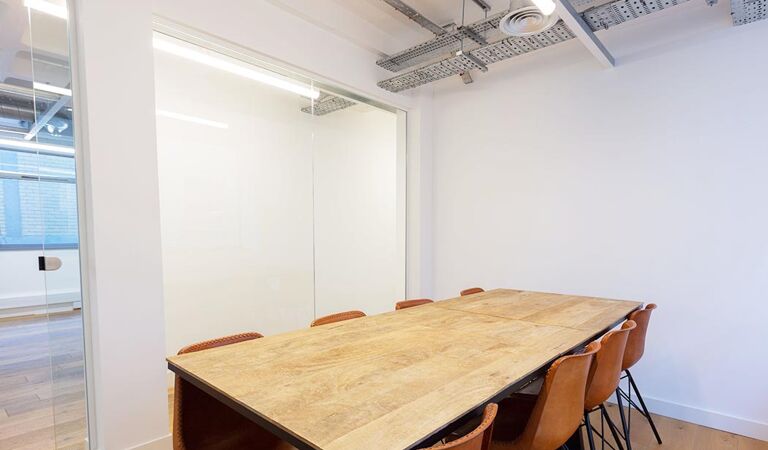 Image #5 of 114-116 Curtain Road