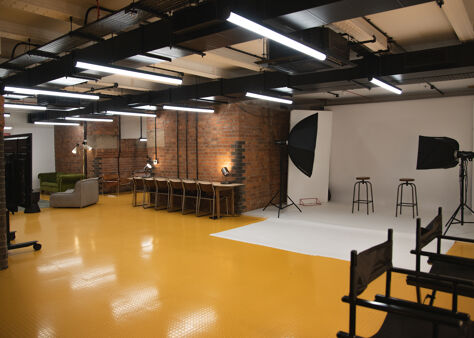 Office Space Bonded Warehouse  - Image 11