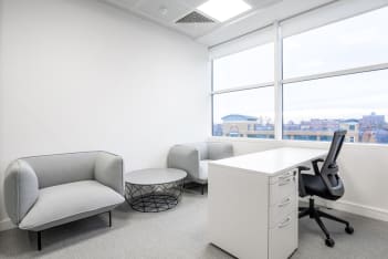 Office Space West Kensington - Image 4