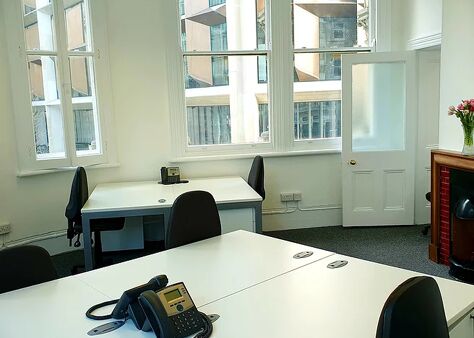 Office Space Cannon Street - Image 3