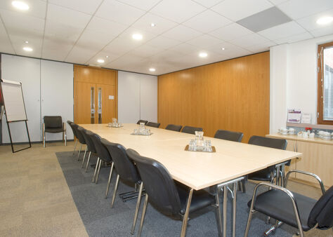 Office Space Epsom Centre - Image 3