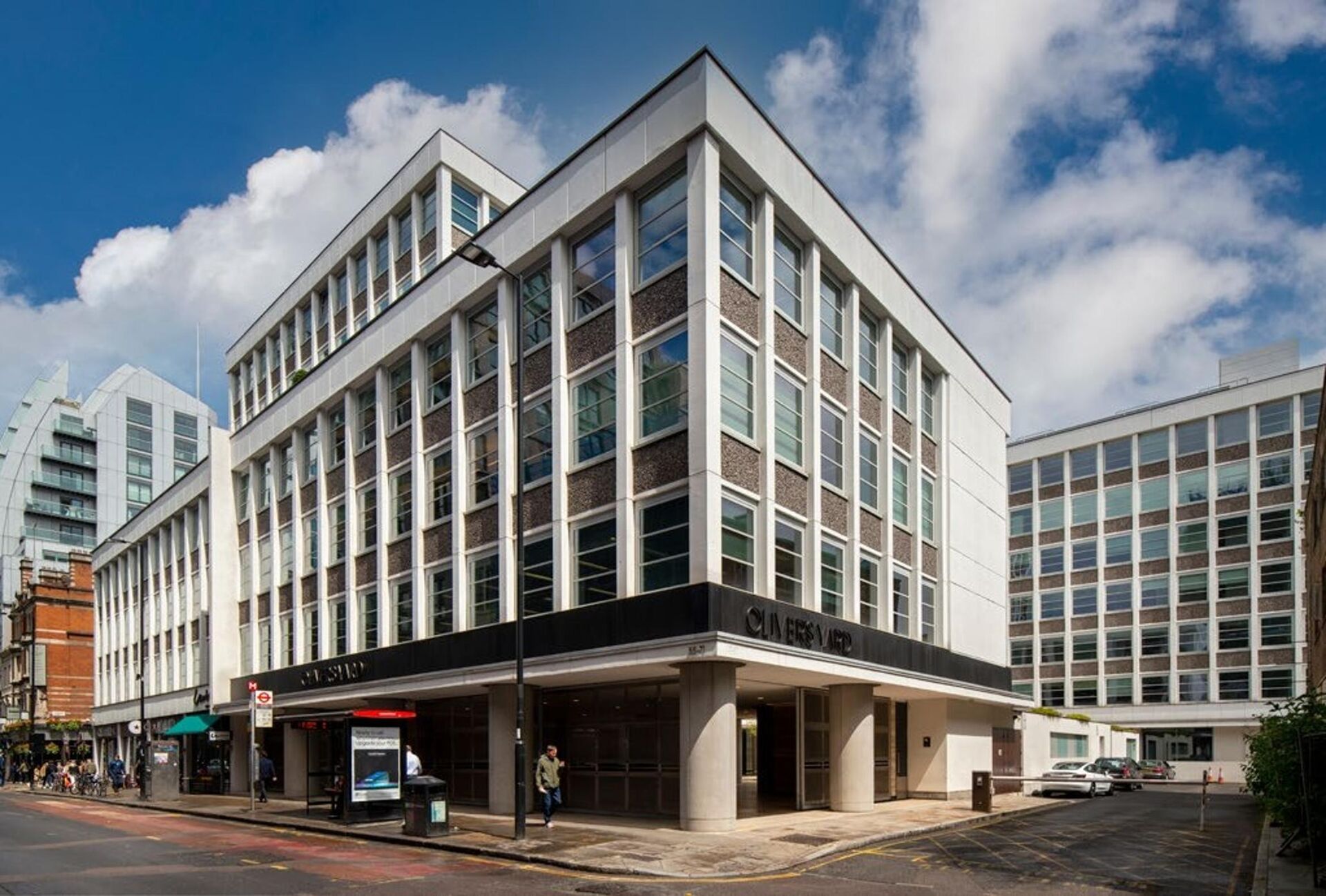 Office Space One Oliver's Yard - Image 1