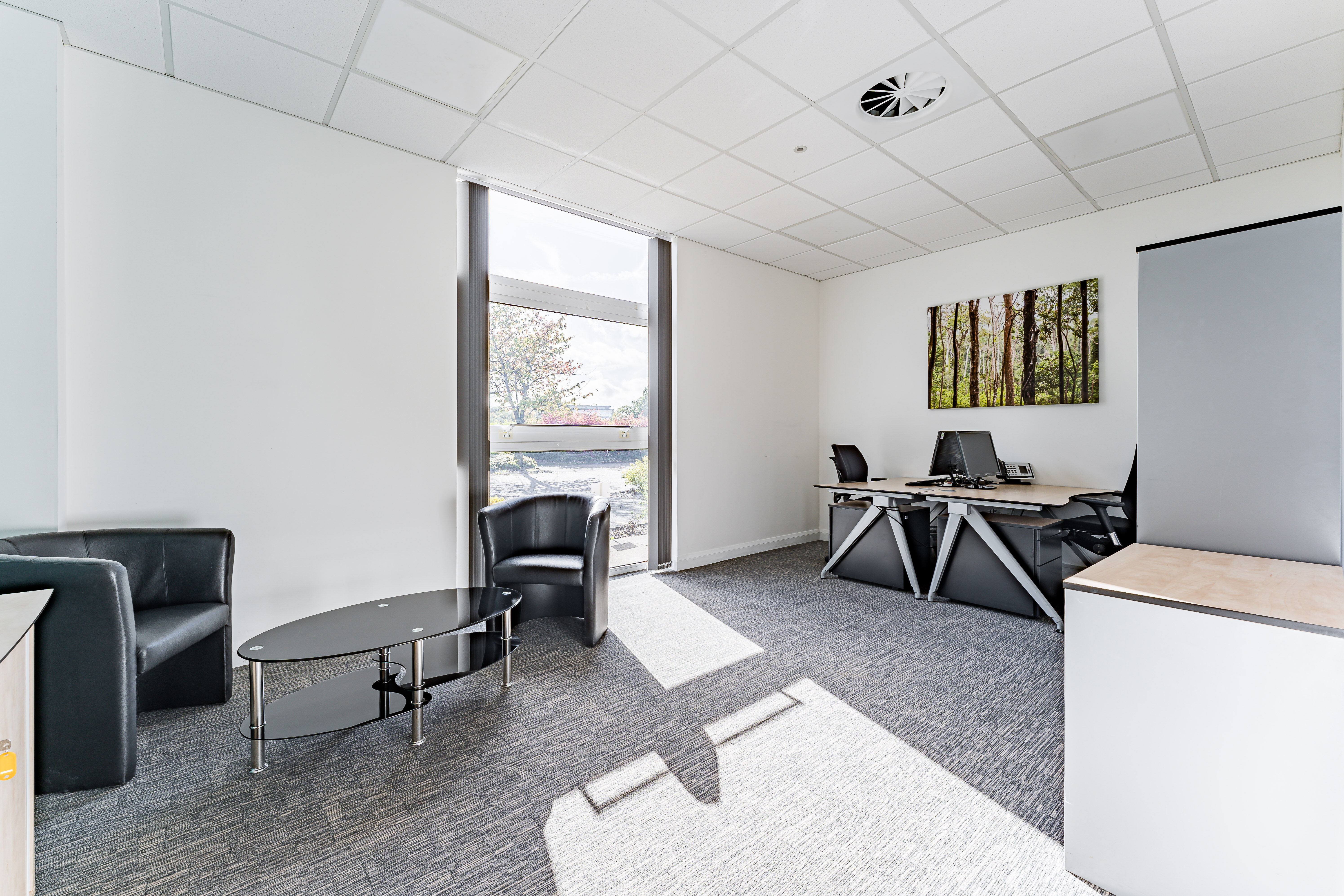 Office Space Birmingham Business Park - Image 14